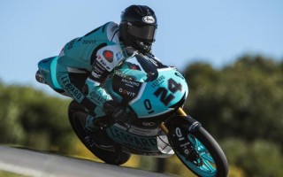 铃木在波尔蒂芒的第 1 天在 Moto3™ 中最快