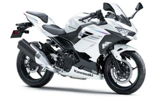 川崎发布2023款Ninja400，新增三个全新配色，涨价1000元