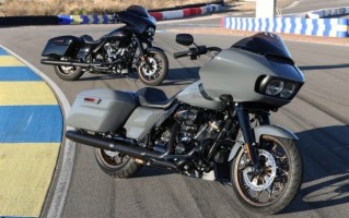 2022 Harley-Davidson Road Glide ST 和 Street Glide ST – 第一次骑行