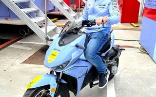 FELO FW-06电动车，出现在MotoGP围场内的另一家国产电动车品牌