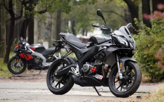 无需铁腰的硬核玩家：aprilia GPR250S上市；附静态首测