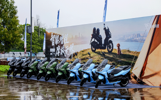 派电科技发布全新增程架构，定义“轻摩旅”新标准