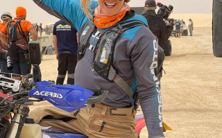 励志的越野女王，首位完赛突尼斯沙漠挑战赛的女车手——Vanessa Ruck